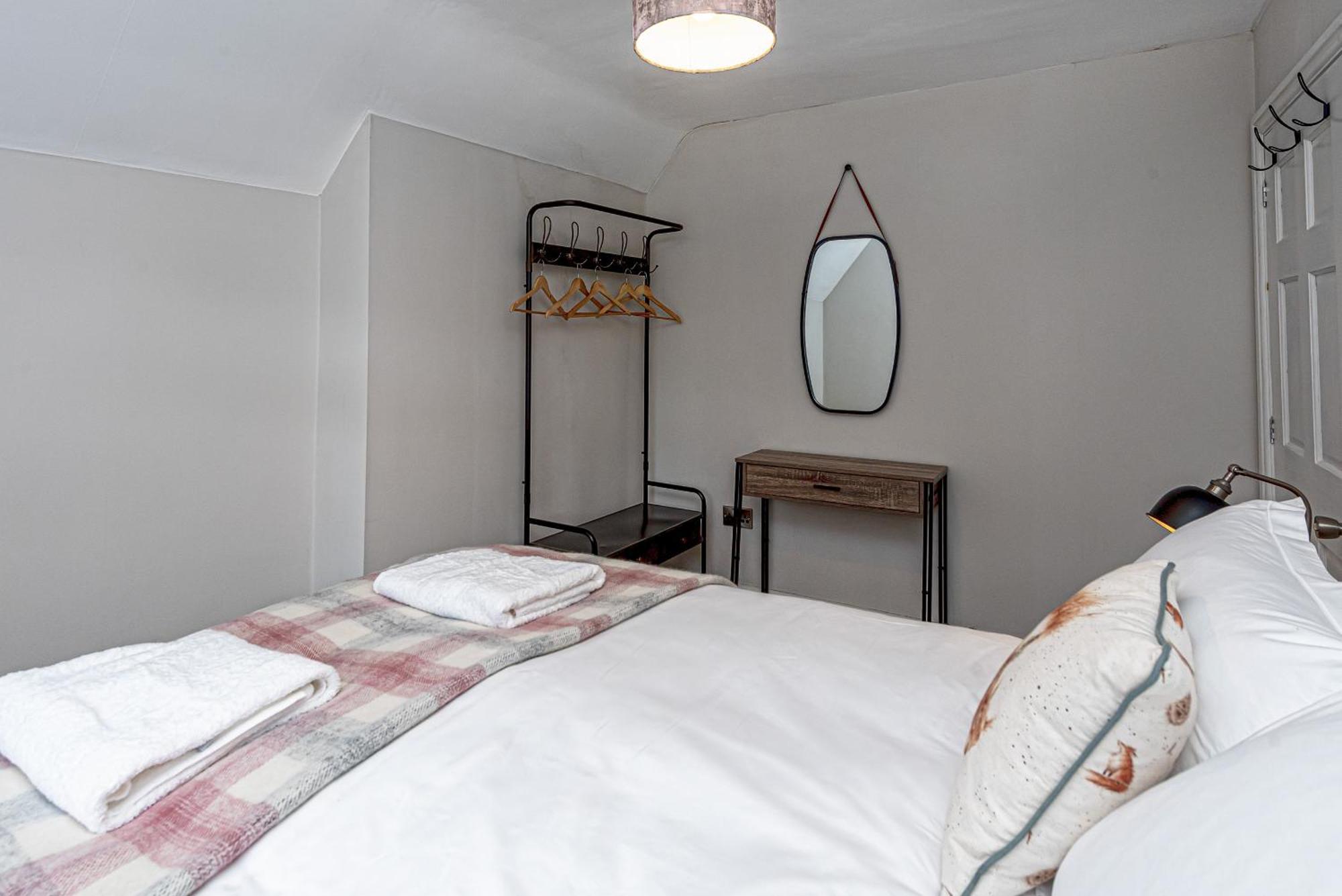 Villa Character Townhouse In Town Centre & Superb Views Dolgellau Esterno foto