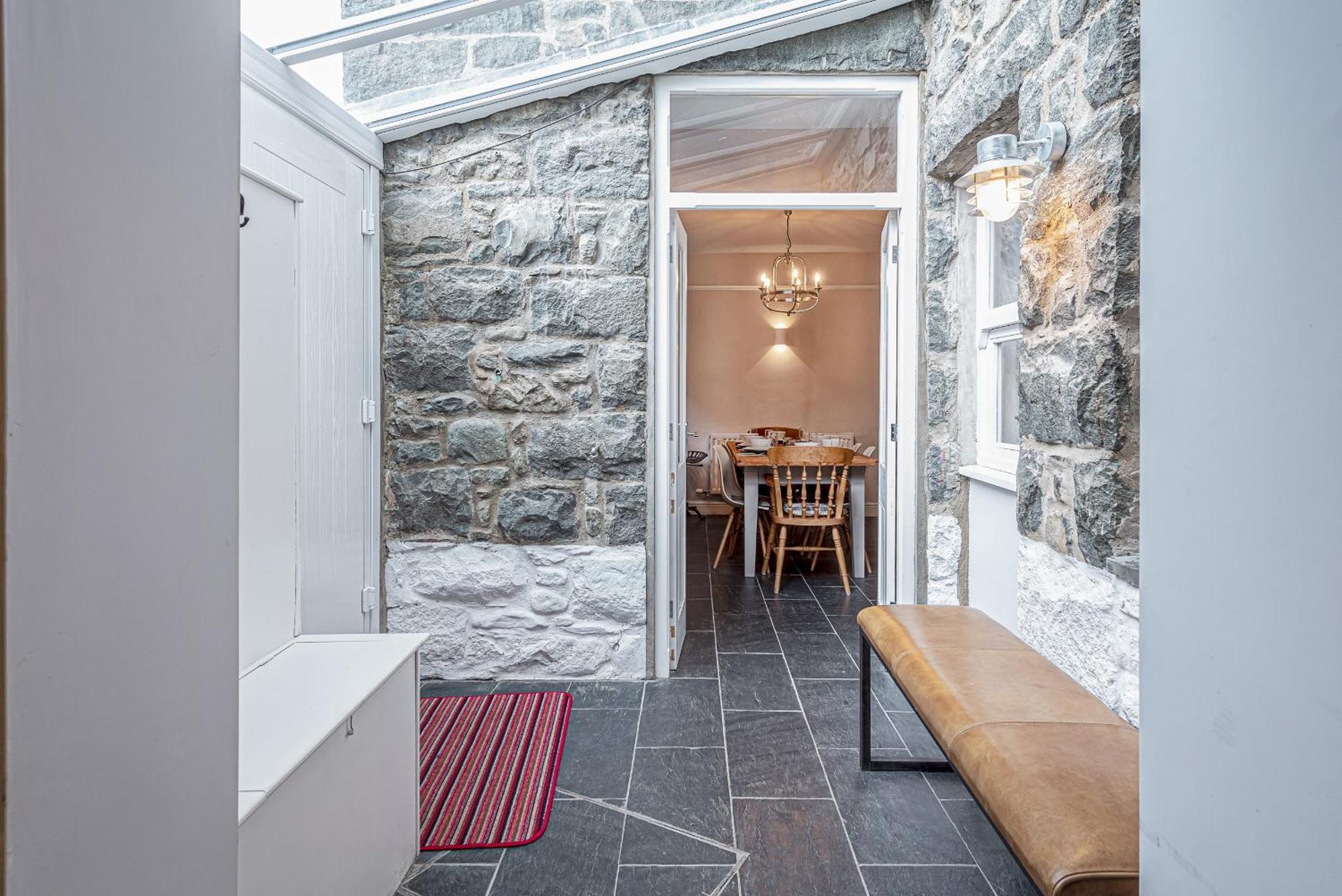 Villa Character Townhouse In Town Centre & Superb Views Dolgellau Esterno foto